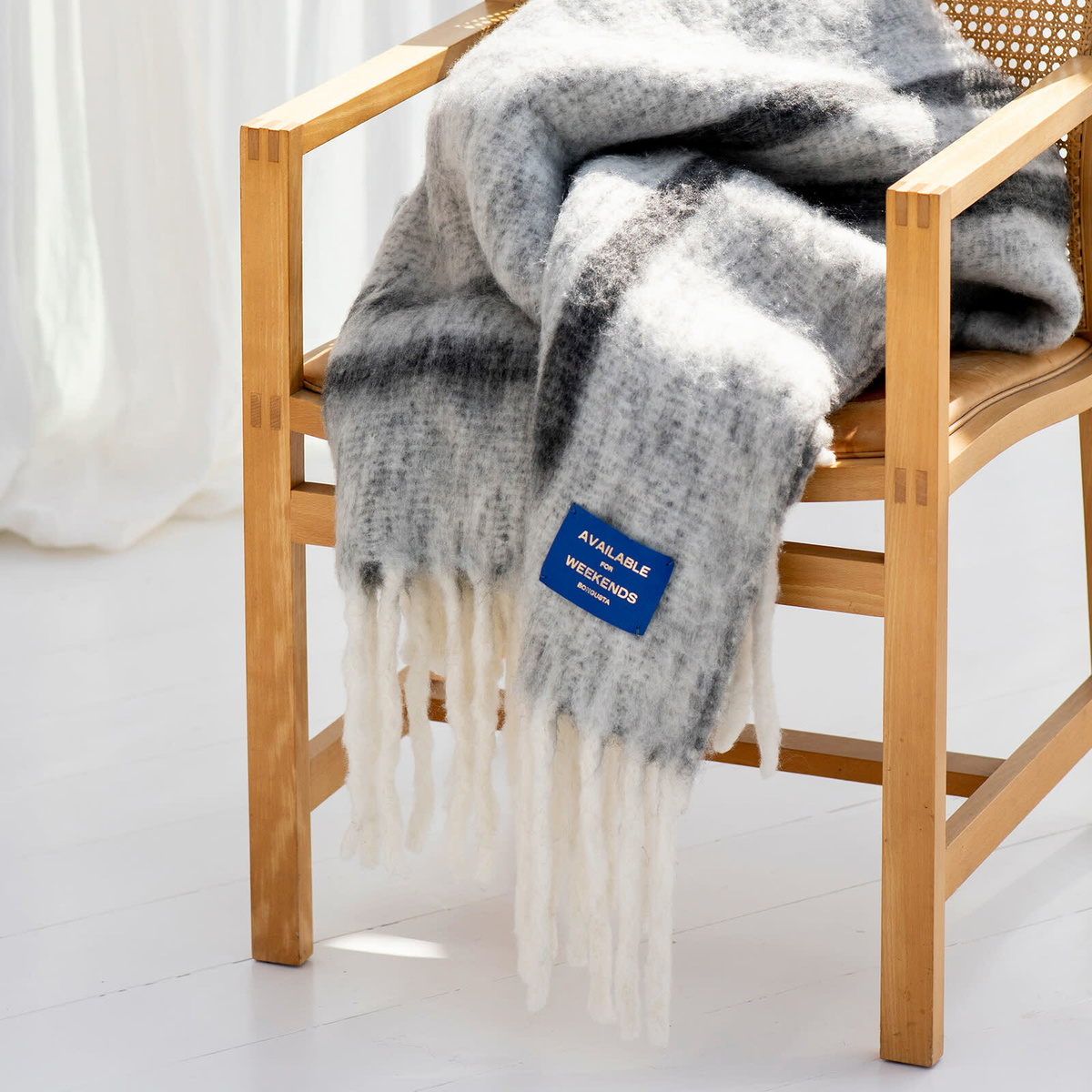 Bongusta Weekend Plaid Blanket in Cream/Ink 