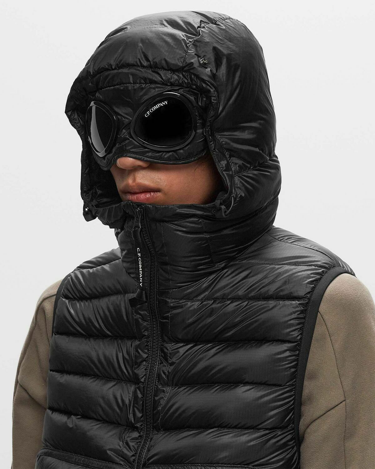 ジャケット・アウター C.P. Company Nycra Down Goggle Vest C.P. Company Goggles-detail Padded Vest | Blue | FARFETCH