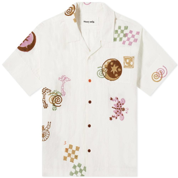 Photo: Story mfg. Embroidered Greetings Vacation Shirt
