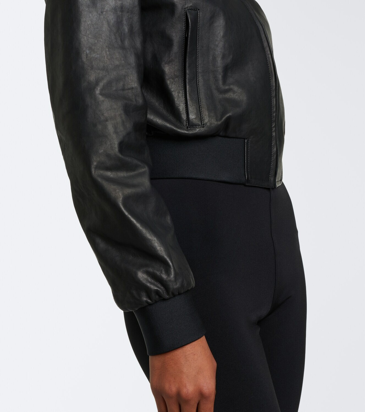 Gucci Cropped leather bomber jacket