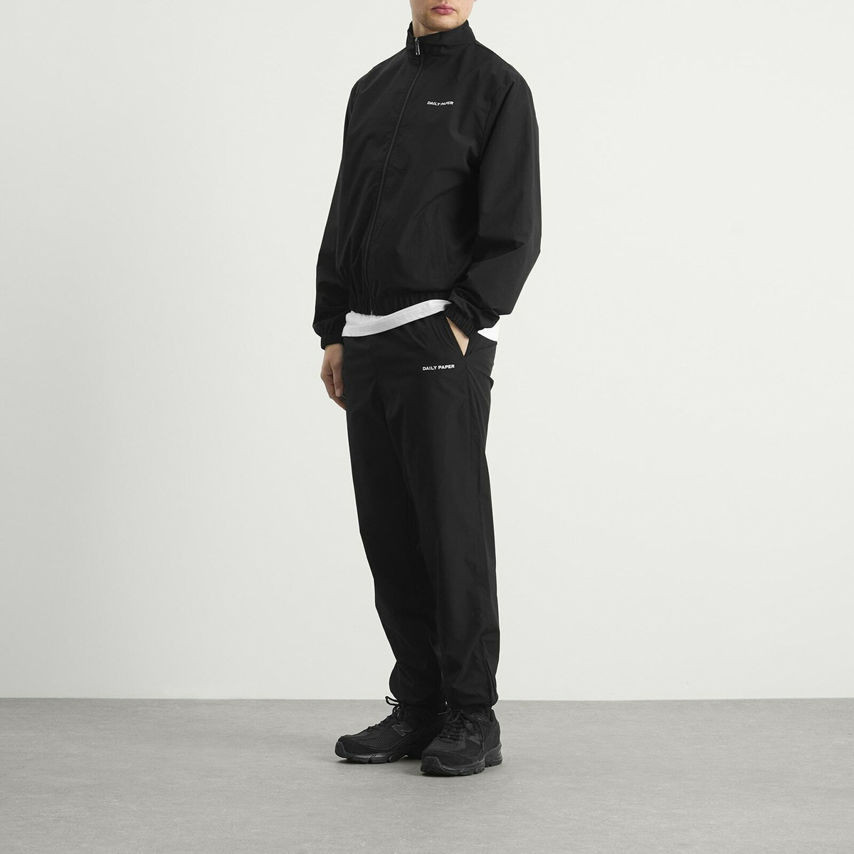 Daily Paper Men's Eward Pants in Black