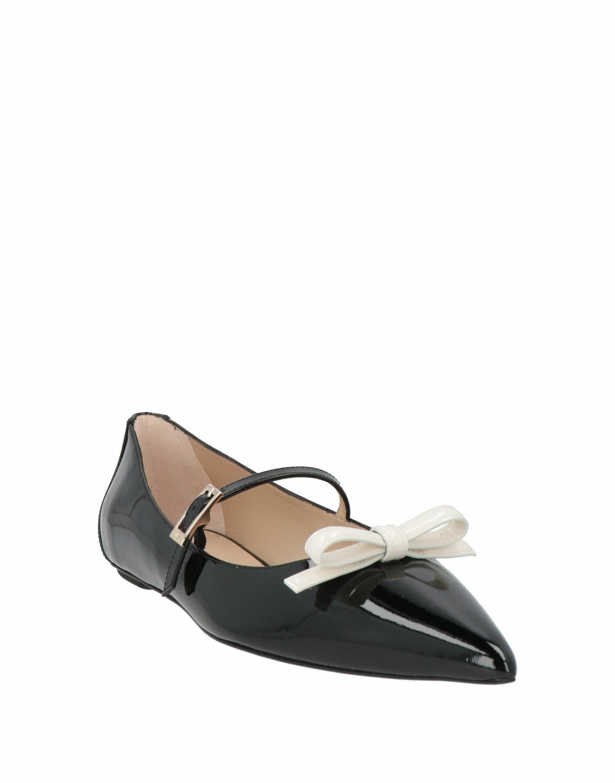 Stuart Weitzman Womens Ballet flats in Black