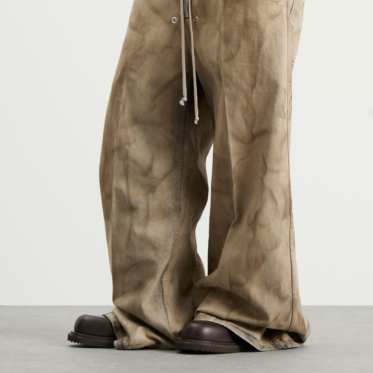 Rick Owens Men's Gabe Beatle Boot in Dark Dust