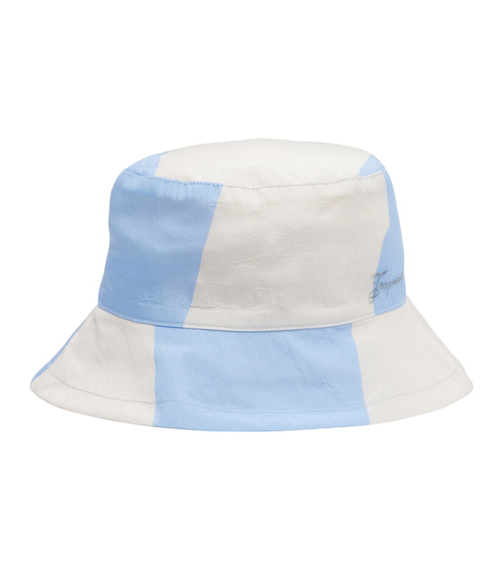 Photo: Jacquemus Baluchon printed bucket hat