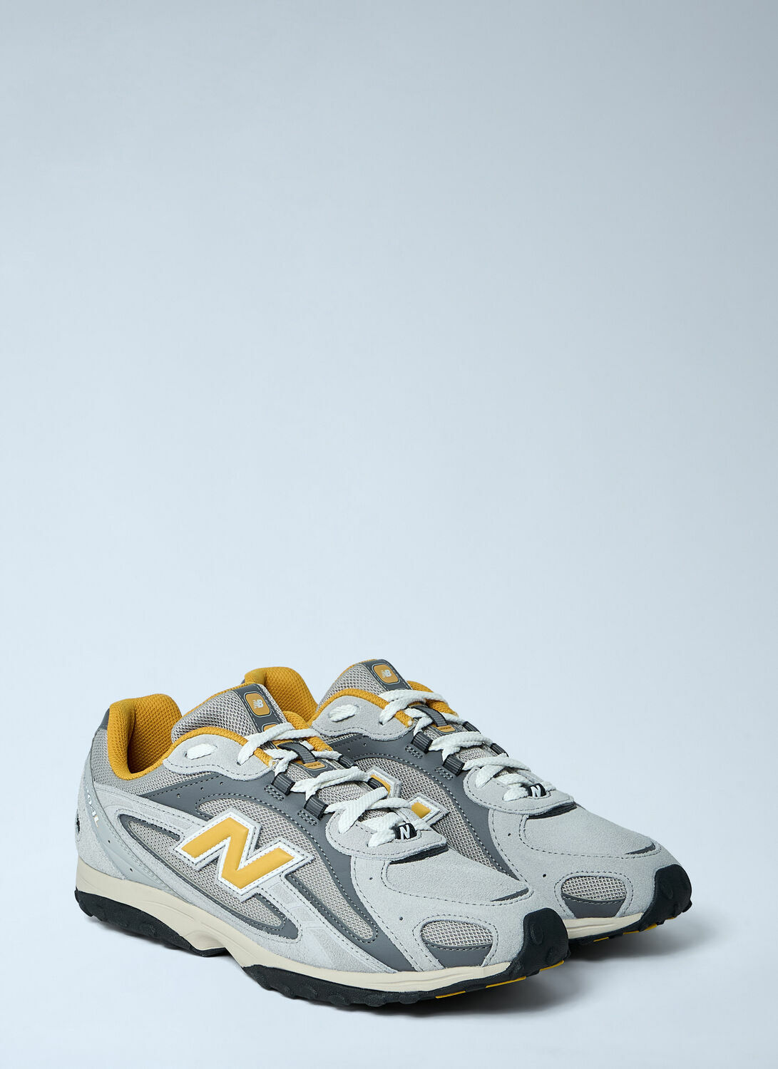 New Balance 204L Sneakers