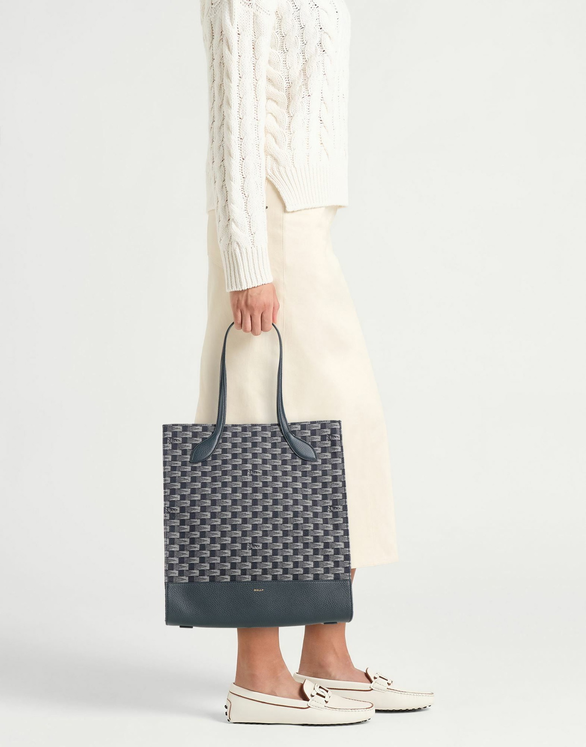 Bally Womens Handbag Midnight in Blue