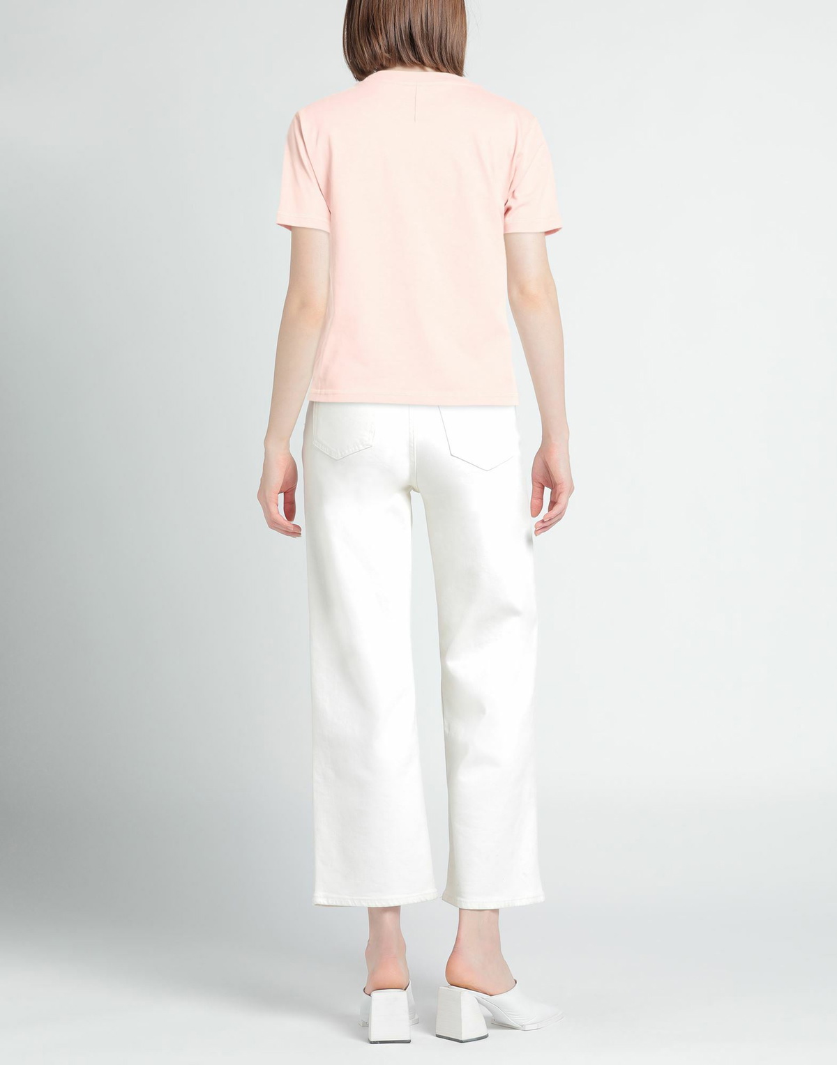 3.paradis Womens T-shirt in Pink