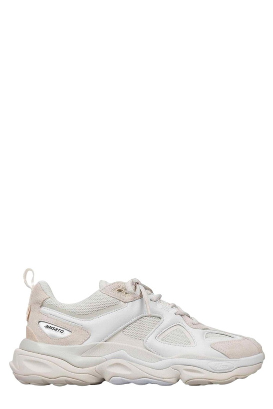 Photo: Axel Arigato Satellite Runner Lace-up Sneakers