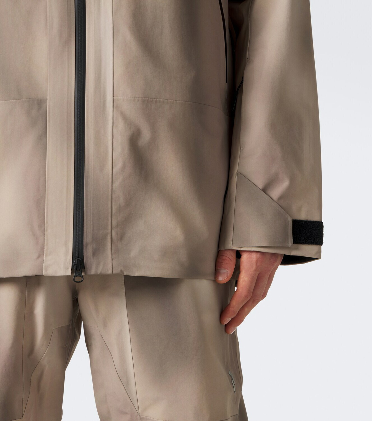 Peak Performance Edge hooded ski jacket