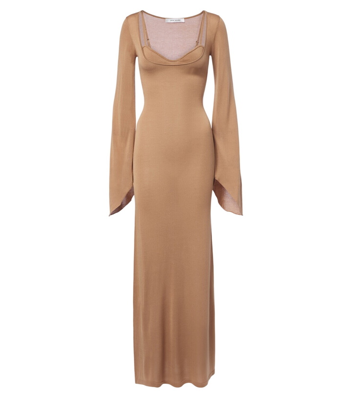Photo: Aya Muse Zair layered gown