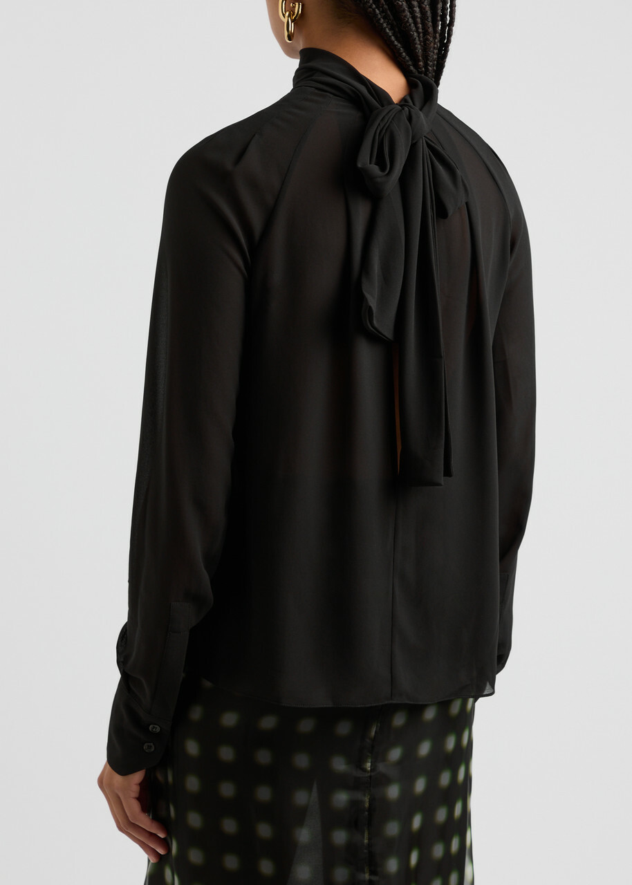 16 Arlington Lyca Georgette Blouse Black