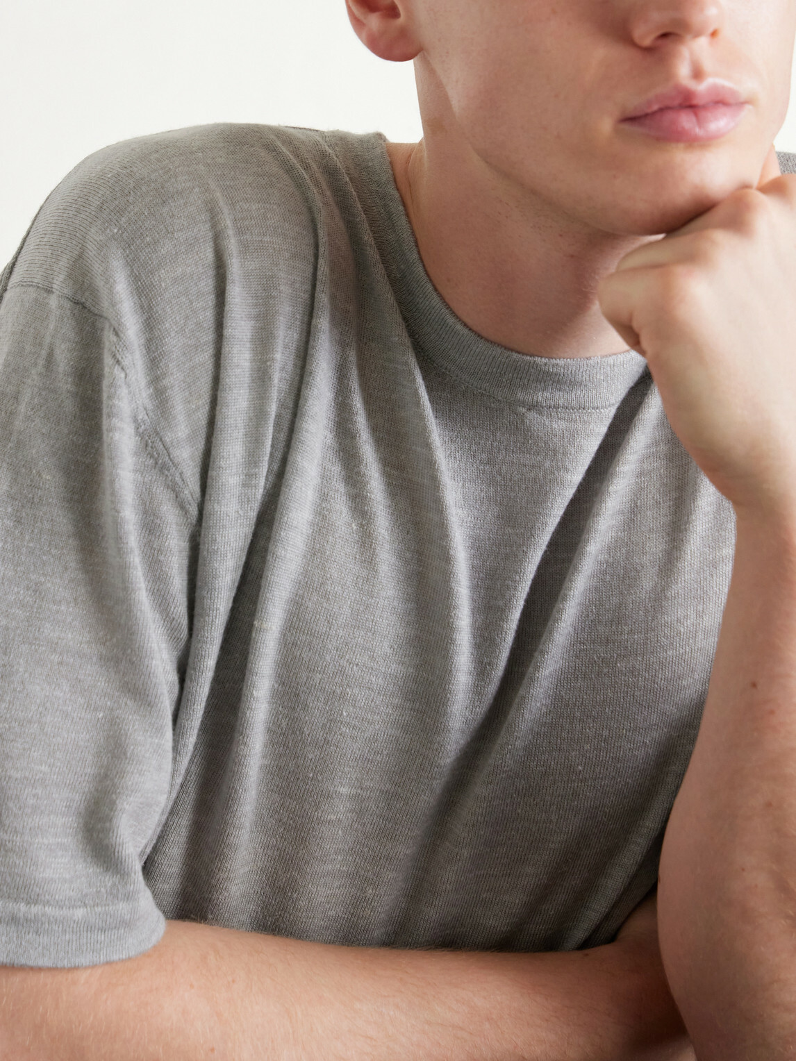 The Elder Statesman - Lenny Ribbed Wool, Silk and Linen-Blend T-Shirt - Gray