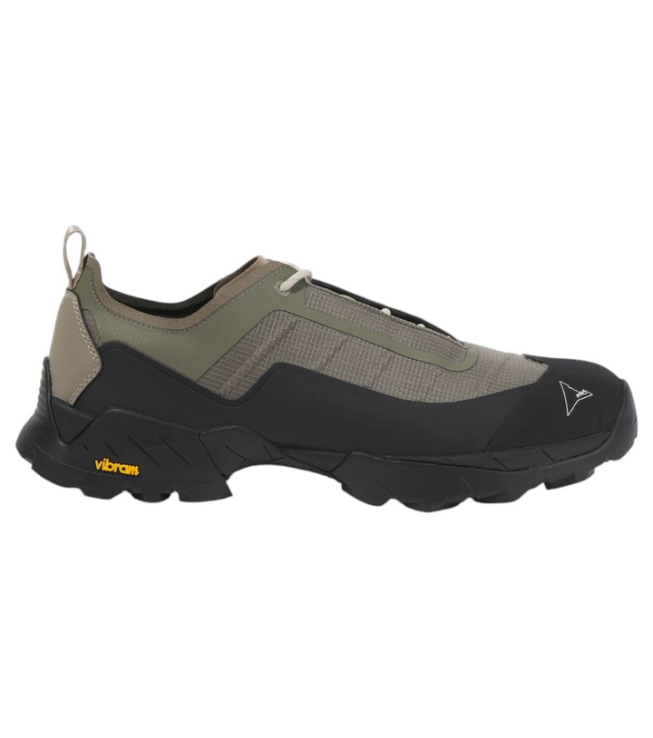 Photo: Roa Katharina Light sneakers