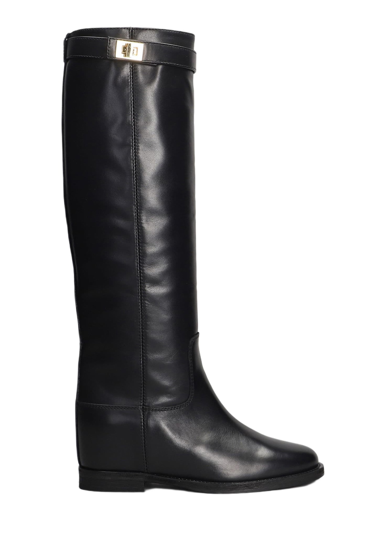 Via Roma 15 In Black Leather