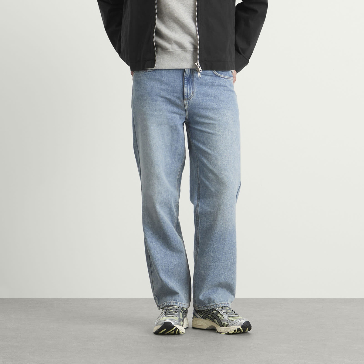 Wax London Men's Vintage Denim Loose Fit Jeans in Antique Blue