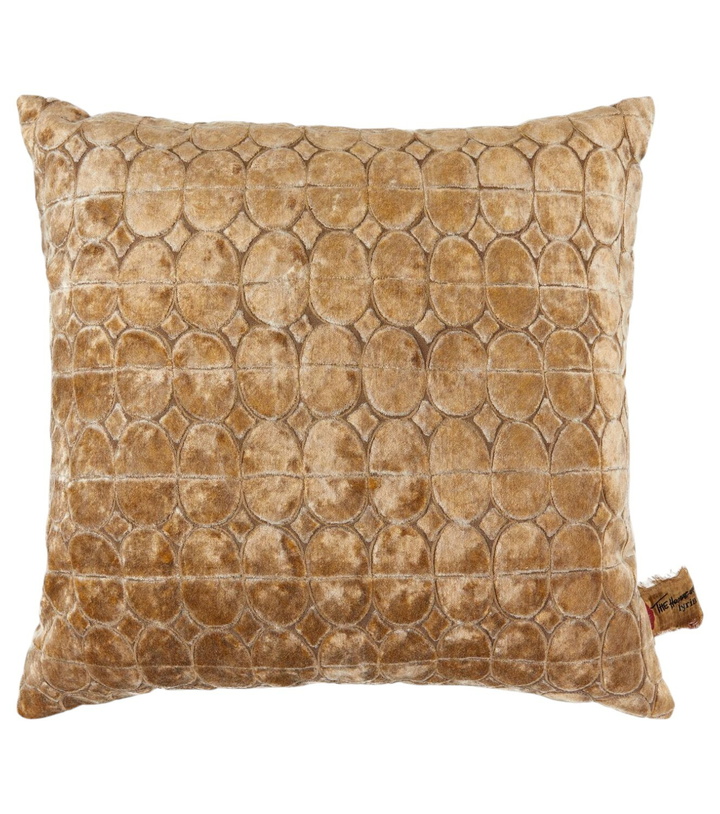 Photo: The House of Lyria Anais velvet cushion