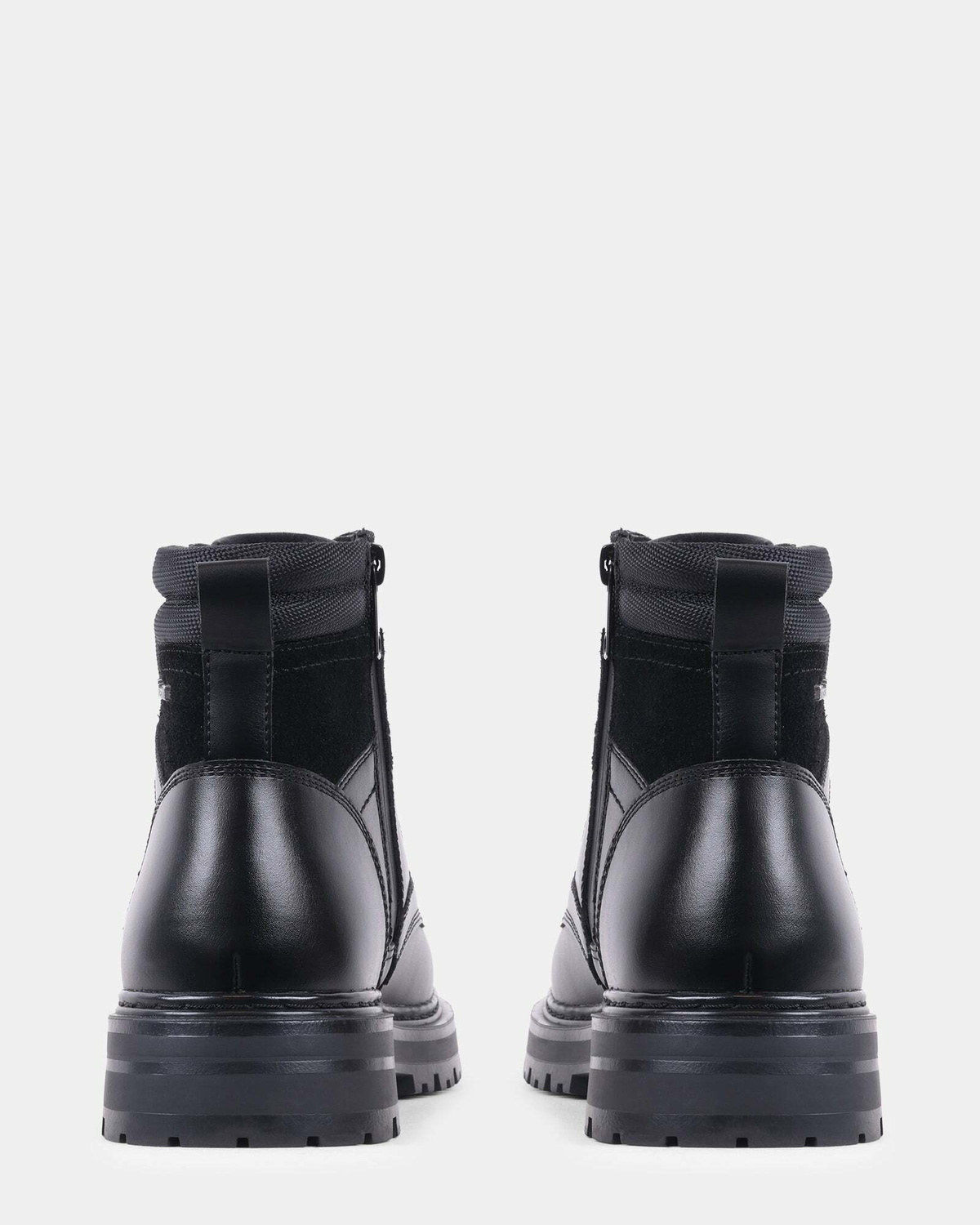 Steve Madden Beldonn Boots in Black