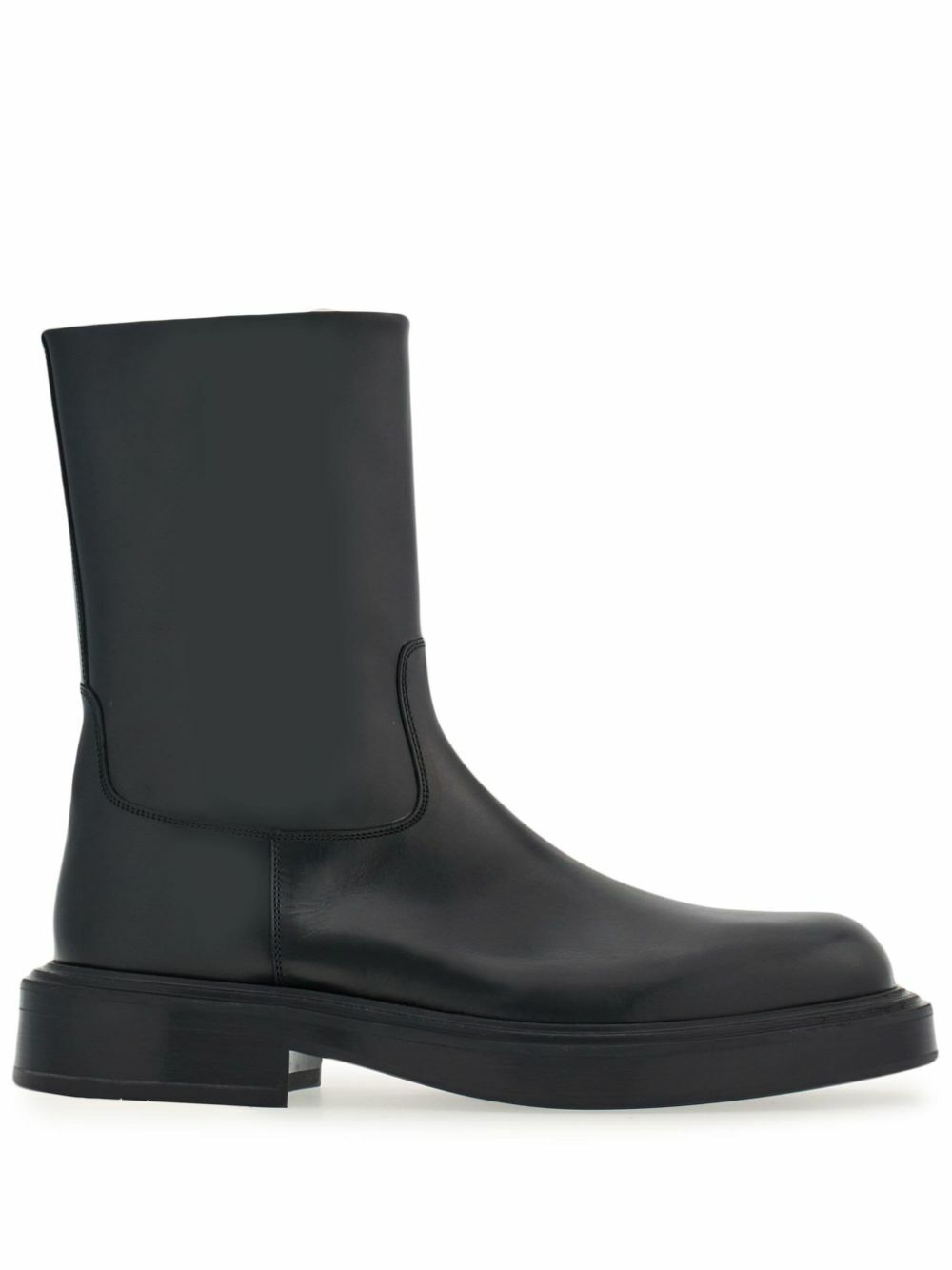 【関税&送料込】Ferragamo Black Leather Lace-Up Boot 20717393_51338084_600.jpg