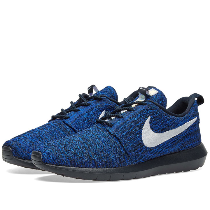 Photo: Nike W Roshe NM Flyknit