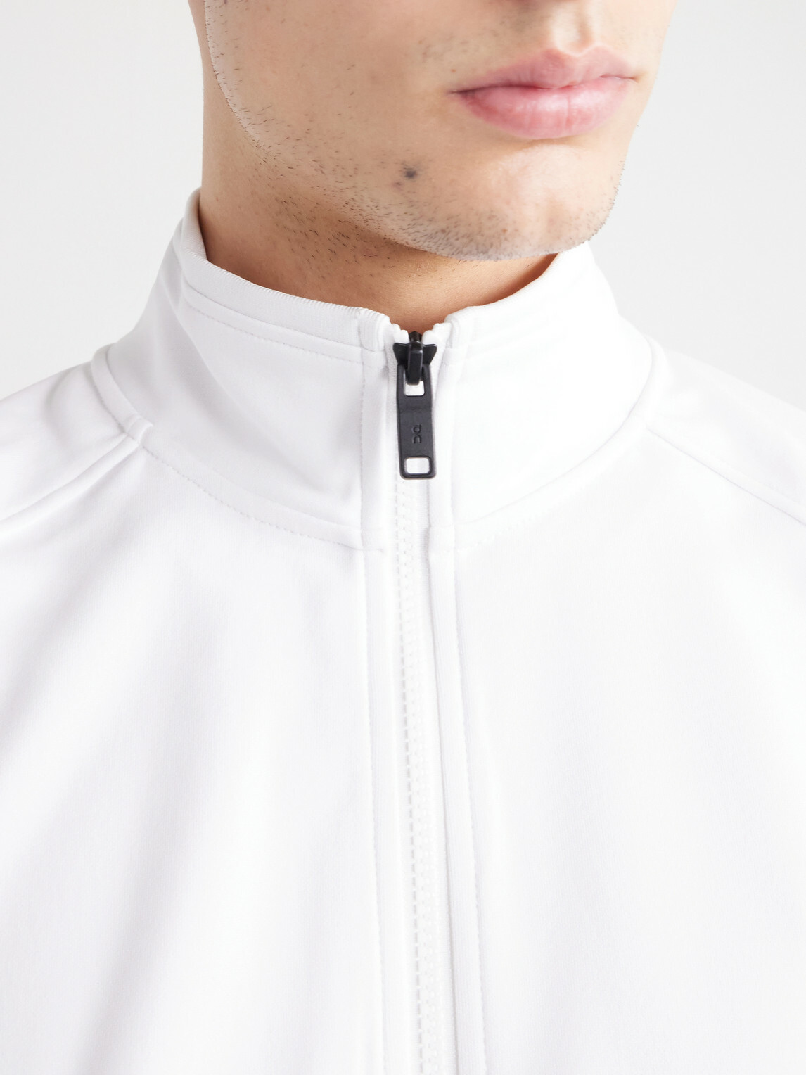 On - Wimbledon Courtside Shell Tennis Jacket - White