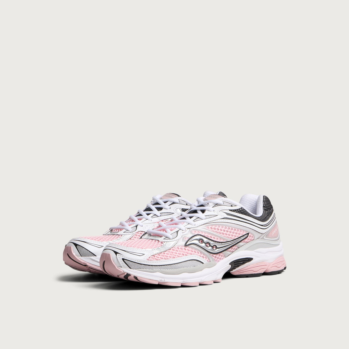 Saucony Progrid Omni 9 OG Sneaker in White/Touch