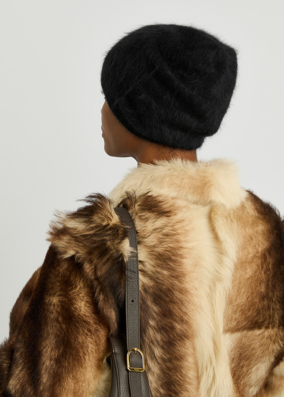 Lisa Yang Brushed Cashmere Beanie - Black - One Size