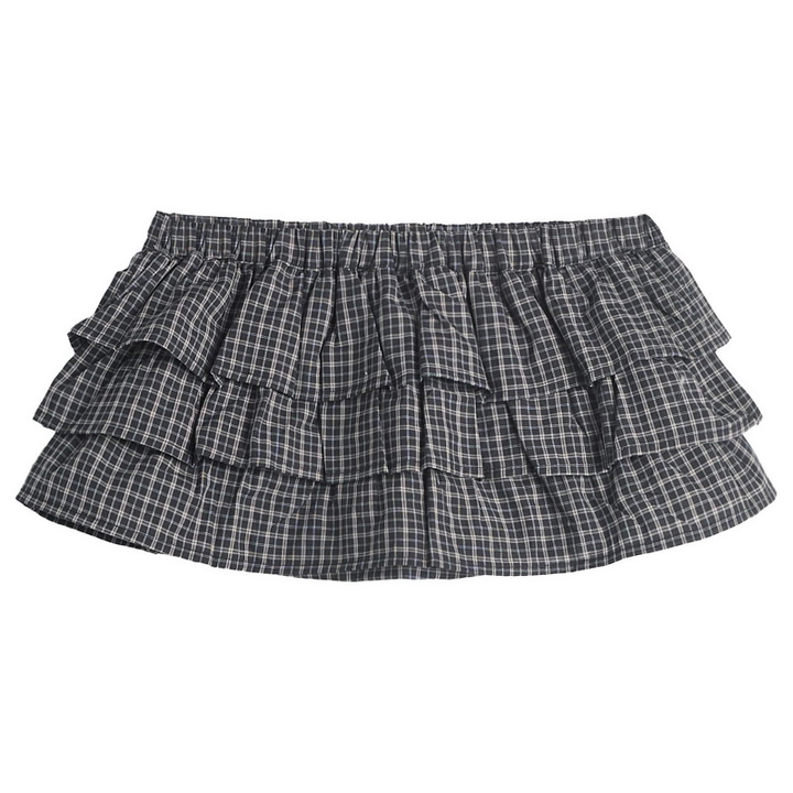 Photo: Gimaguas Women's Jardin Shorts in Black Check
