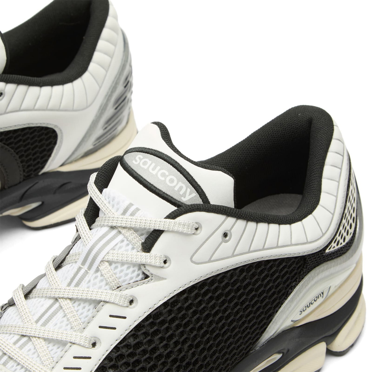 Saucony Progrid Paramount Sneaker in Black/White