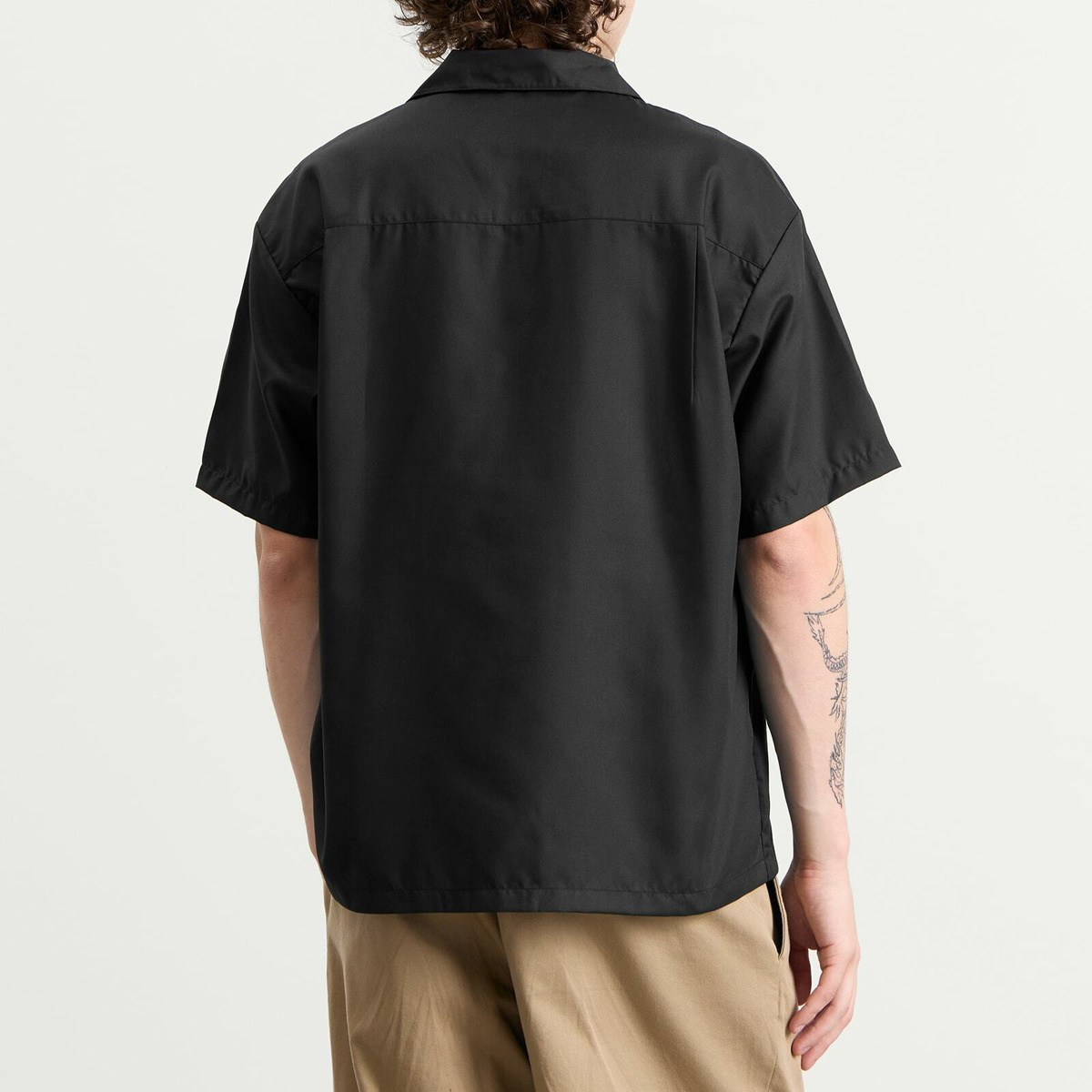 Neighborhood Men's Solid Color Hawaiian Logo Shirt in Black
