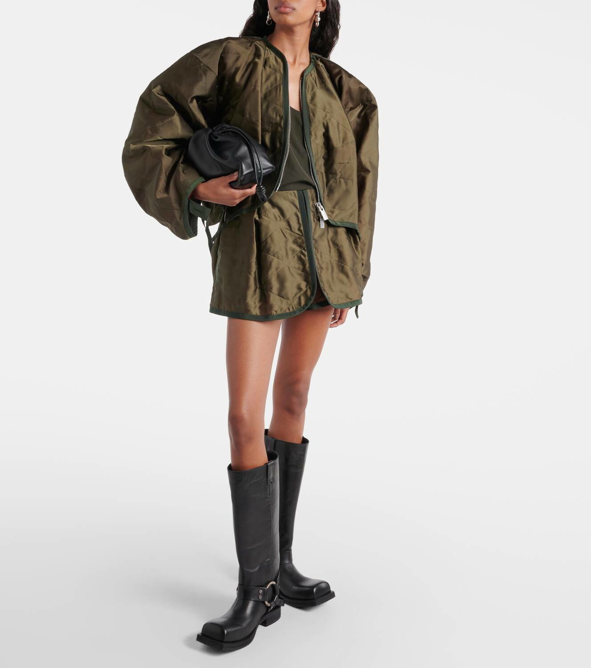 sacai Satin Quilted Shorts サイズ2 Sacai Quilted satin shorts Sacai
