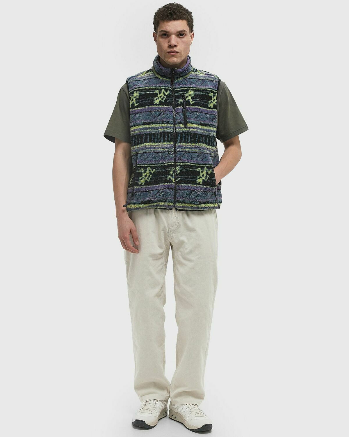 24AW GRAMICCI REVERSIBLE FLEECE VEST L ス Vests Gramicci Reversible Fleece Vest UNISEX Leaf Camo