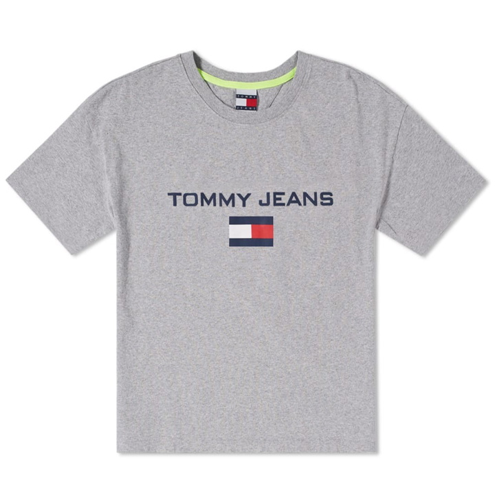 Photo: Tommy Jeans 5.0 Women's 90s Logo Tee