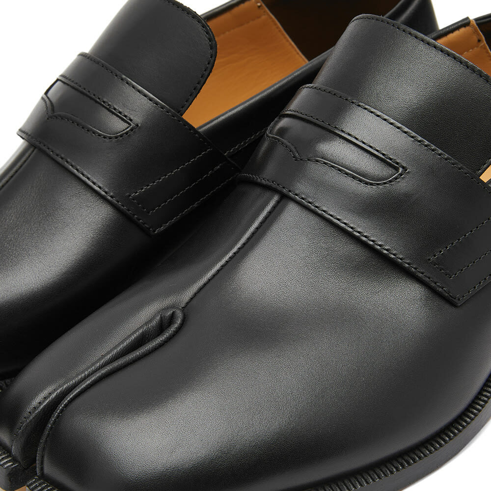 Maison Margiela Men's Babouche Tabi Loafer in Black Maison Maison Margiela Men's Babouche Tabi Loafer in Black Maison