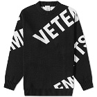 VETEMENTS Men's Giant Logo Crew Knit in Black/White