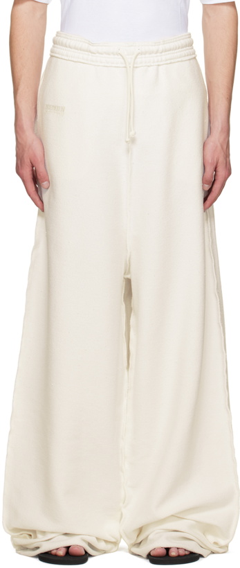 Photo: VETEMENTS White Inside-Out Lounge Pants