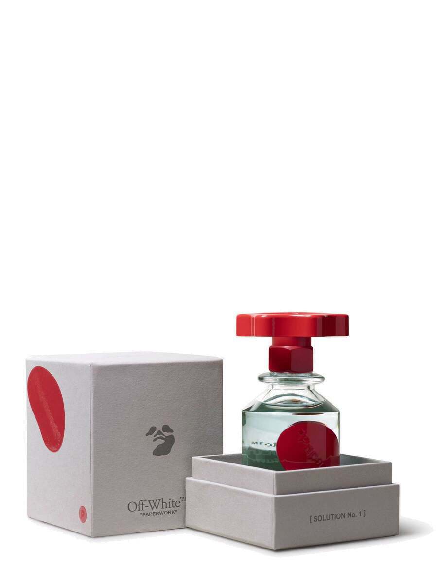 【高額売筋】 Eau 3 No. Solution Off-White De Off-White Parfum 香水(ユニセックス)