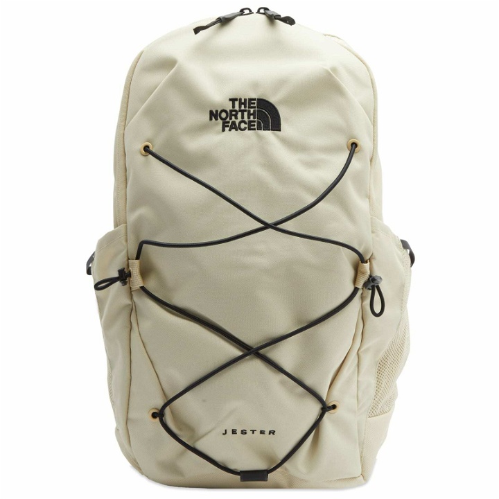 Photo: The North Face Women's Jester Backpack in Gravel/TNF Black