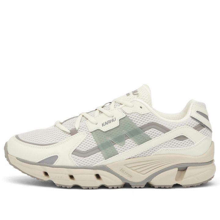Photo: Karhu Men's Super Fulcrum Sneaker in Icicle/Green Milieu