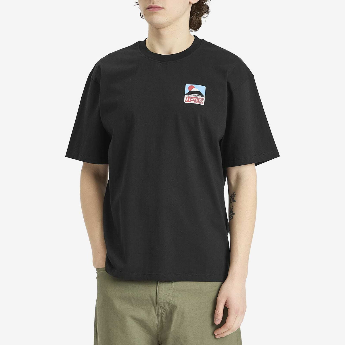 Edwin Men's Sunset On Fuji San T-Shirt in Black