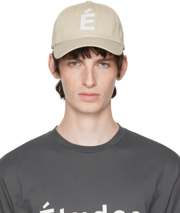 Photo: Études Beige Booster Patch Cap