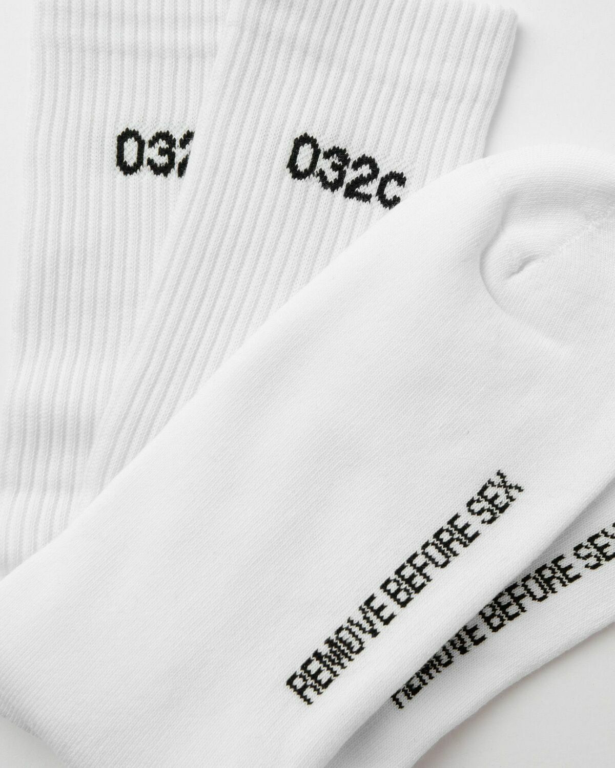 032c REMOVE BEFORE SEX CREW SOCKS White Men