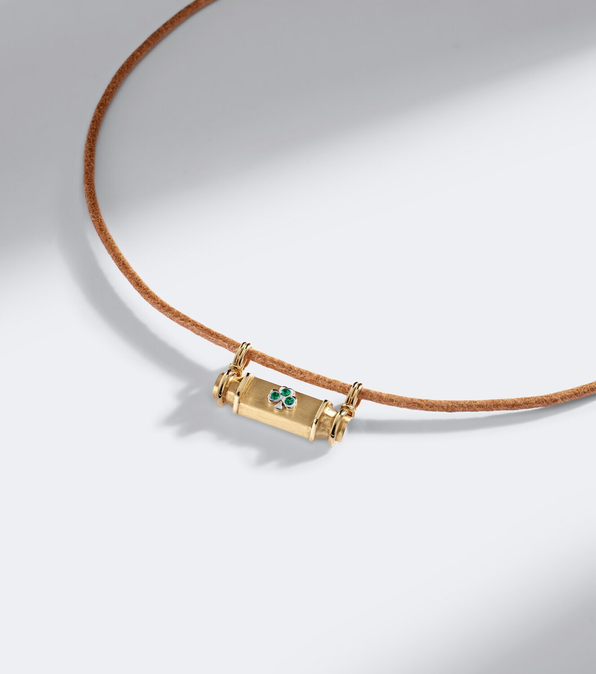 Marie Lichtenberg Clover Smash 18kt gold and leather locket necklace with emeralds