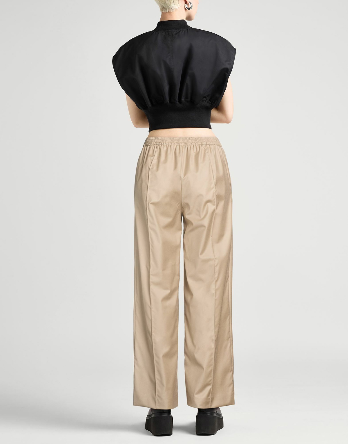 Yves Salomon Womens Pants in Beige