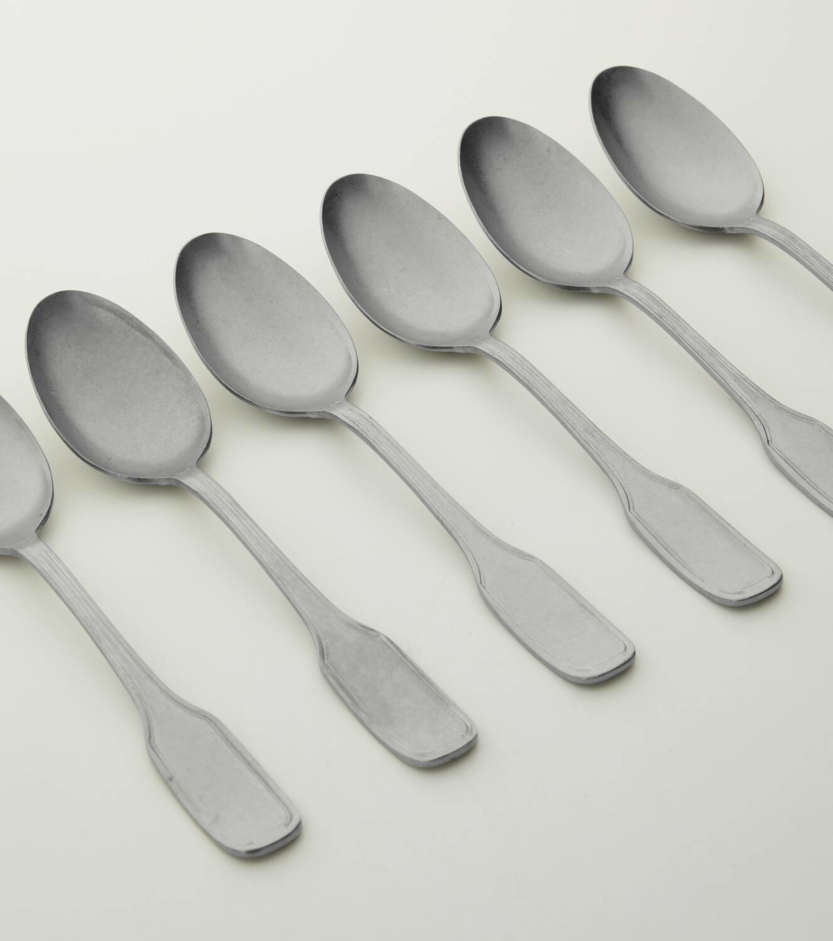 Bitossi 24-piece utensils set