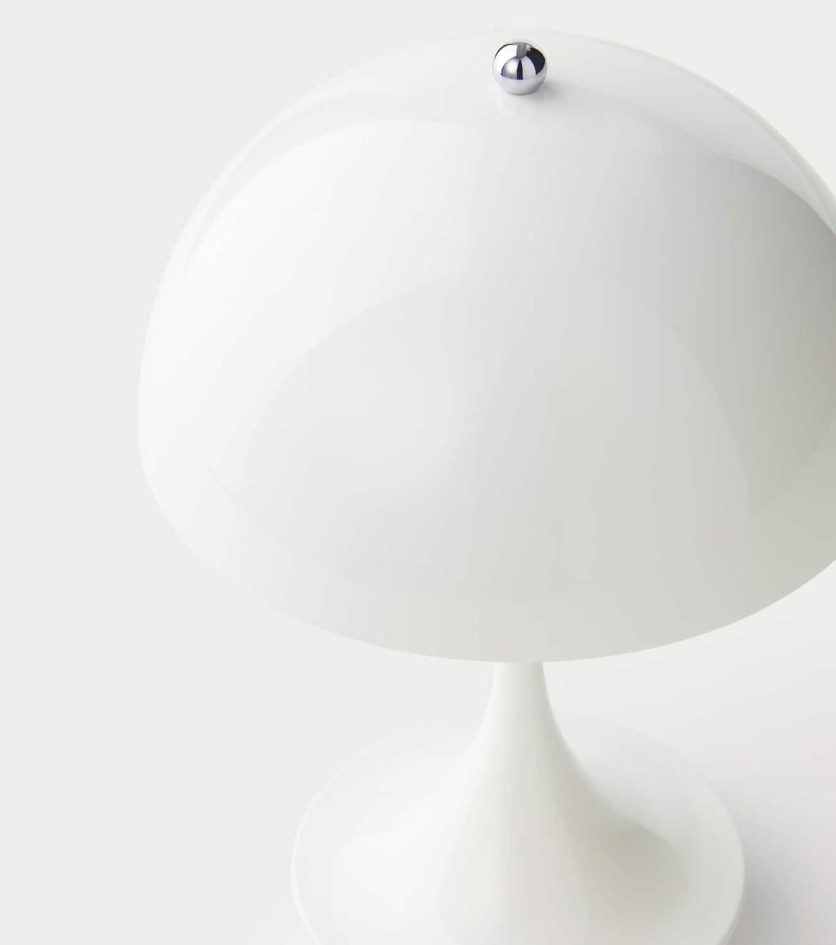 Louis Poulsen Panthella 160 portable lamp by Verner Panton