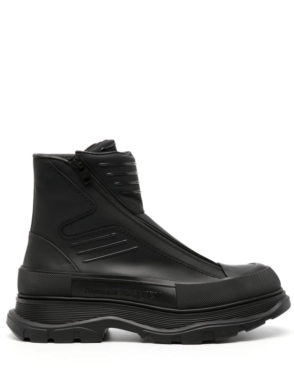 ショートブーツ・ブーティ Tread Slick Ankle Boots - Alexander Mcqueen - Leather - Blac Alexander McQueen Tread Slick Ankle Boots | Black | FARFETCH