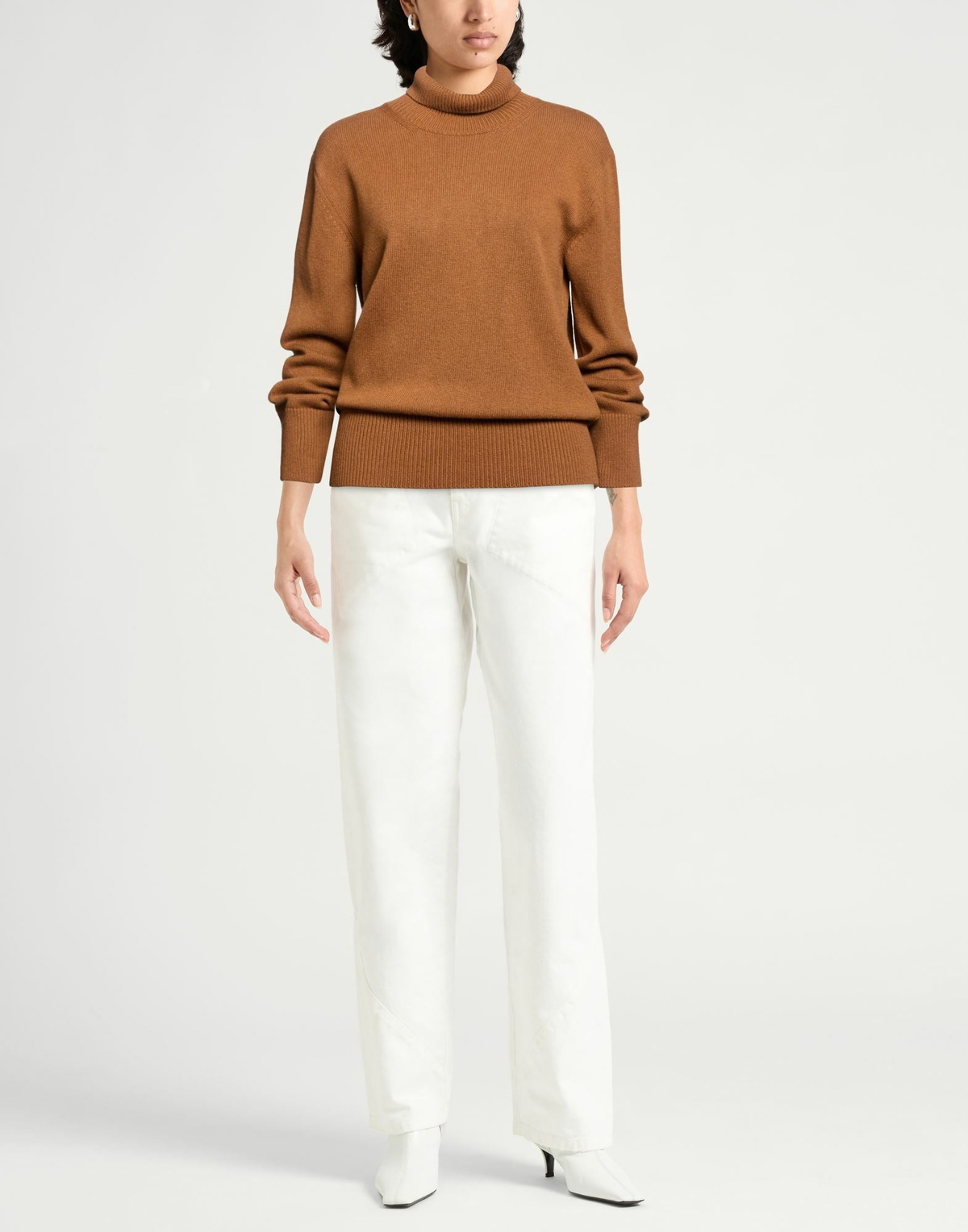 Annagreta Womens Turtleneck Light brown