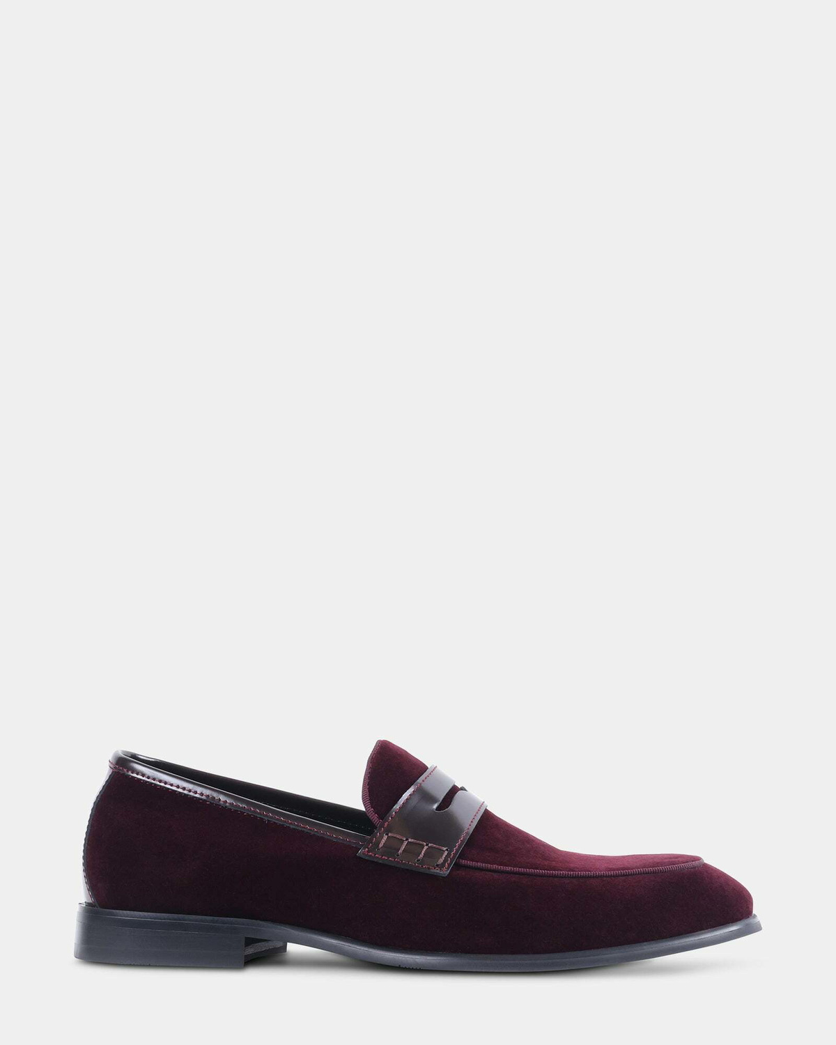 Steve Madden Hineman Dress Shoes in Burgundy Velvet
