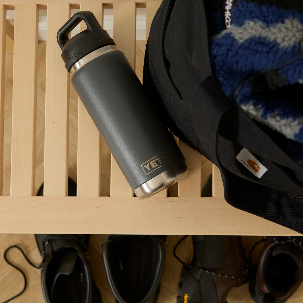 YETI 26oz Rambler Bottle in Charcoal 