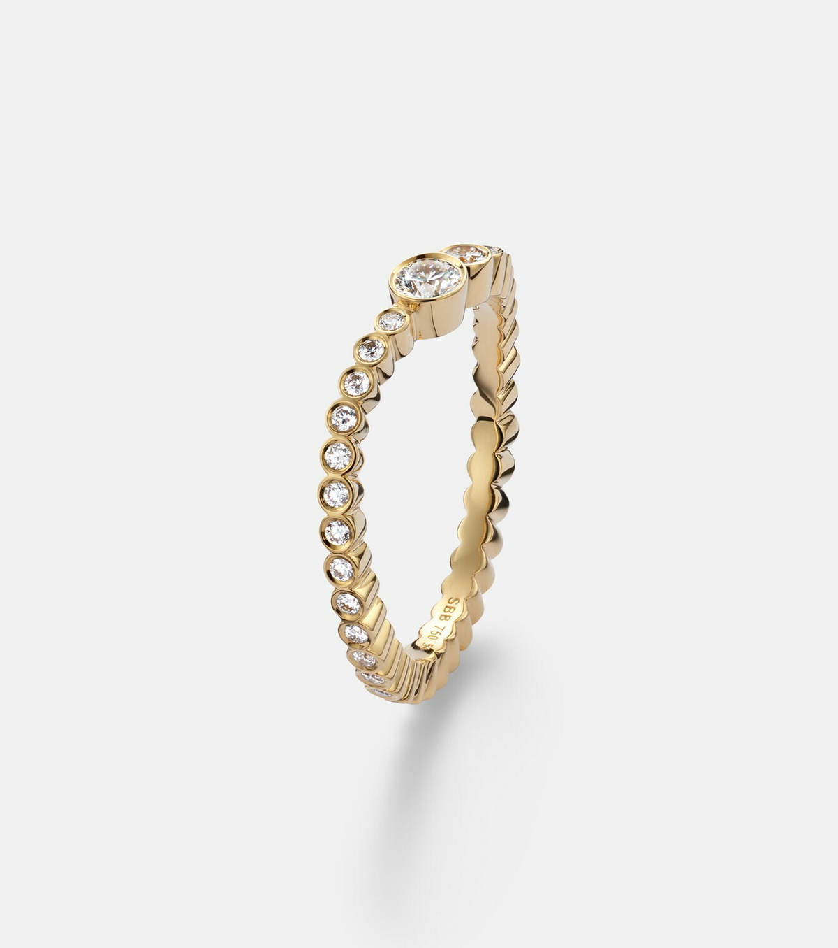 Sophie Bille Brahe Sky 18kt gold ring with diamonds